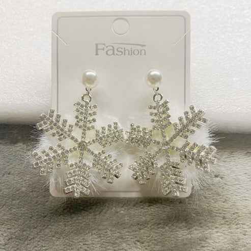 Christmas Snowflake Earrings - Elegant Women's Full Diamond Pearl Plush Design